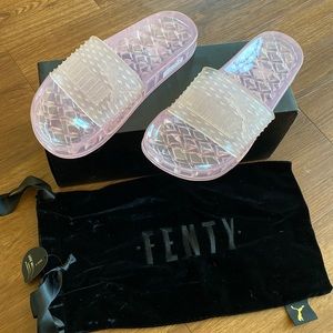 Fenty Slides Clear Jelly Pink